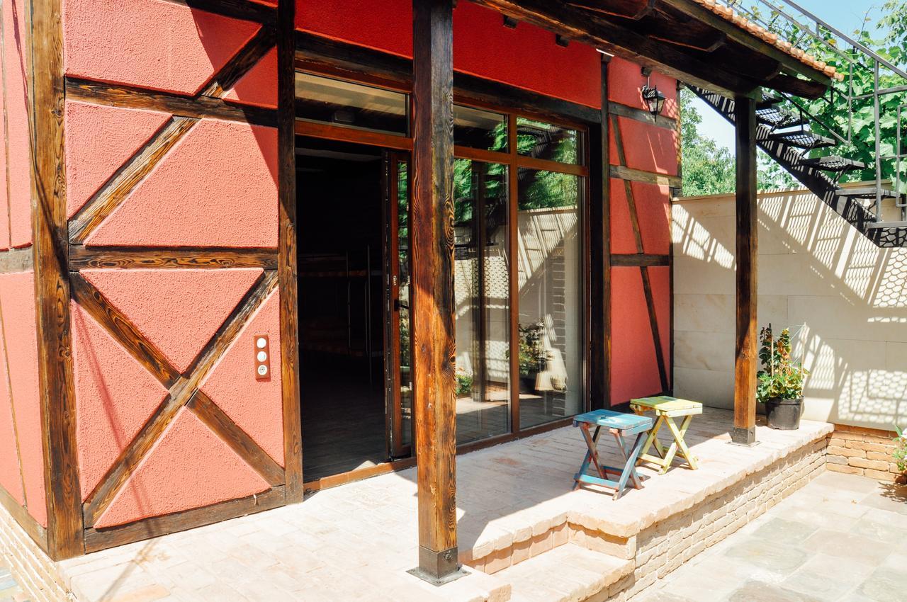 Funky Mamaliga Hostel Кишинёв Экстерьер фото