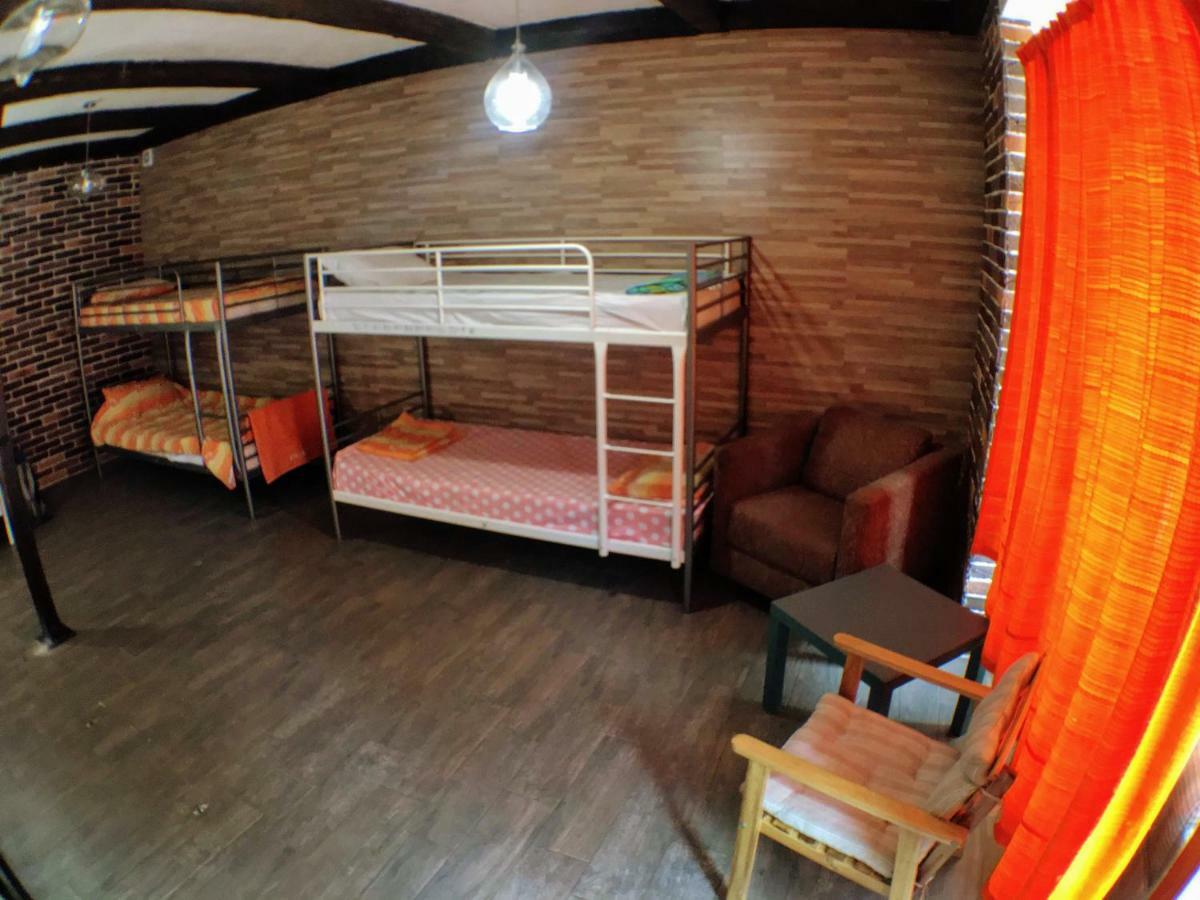 Funky Mamaliga Hostel Кишинёв Экстерьер фото