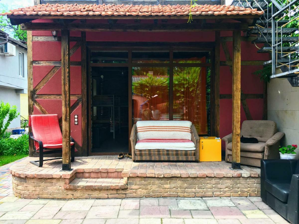 Funky Mamaliga Hostel Кишинёв Экстерьер фото
