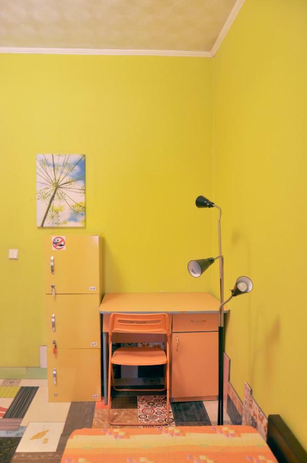 Funky Mamaliga Hostel Кишинёв Экстерьер фото
